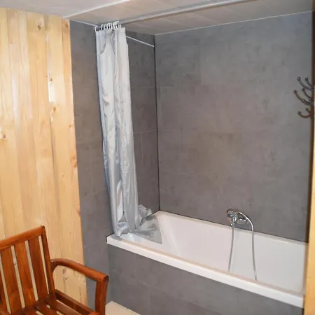 Prázdninový dům With Sauna, Cleaning Included Verviers