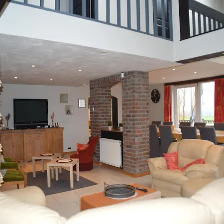 In With Private Indoor Pool, Cleaning Included Verviers