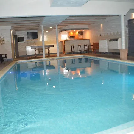 In With Private Indoor Pool, Cleaning Included * Verviers